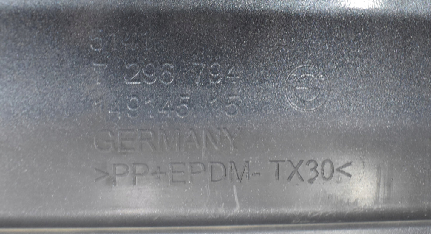 BMW I3 LEFT FRONT DOOR PANEL SHELL