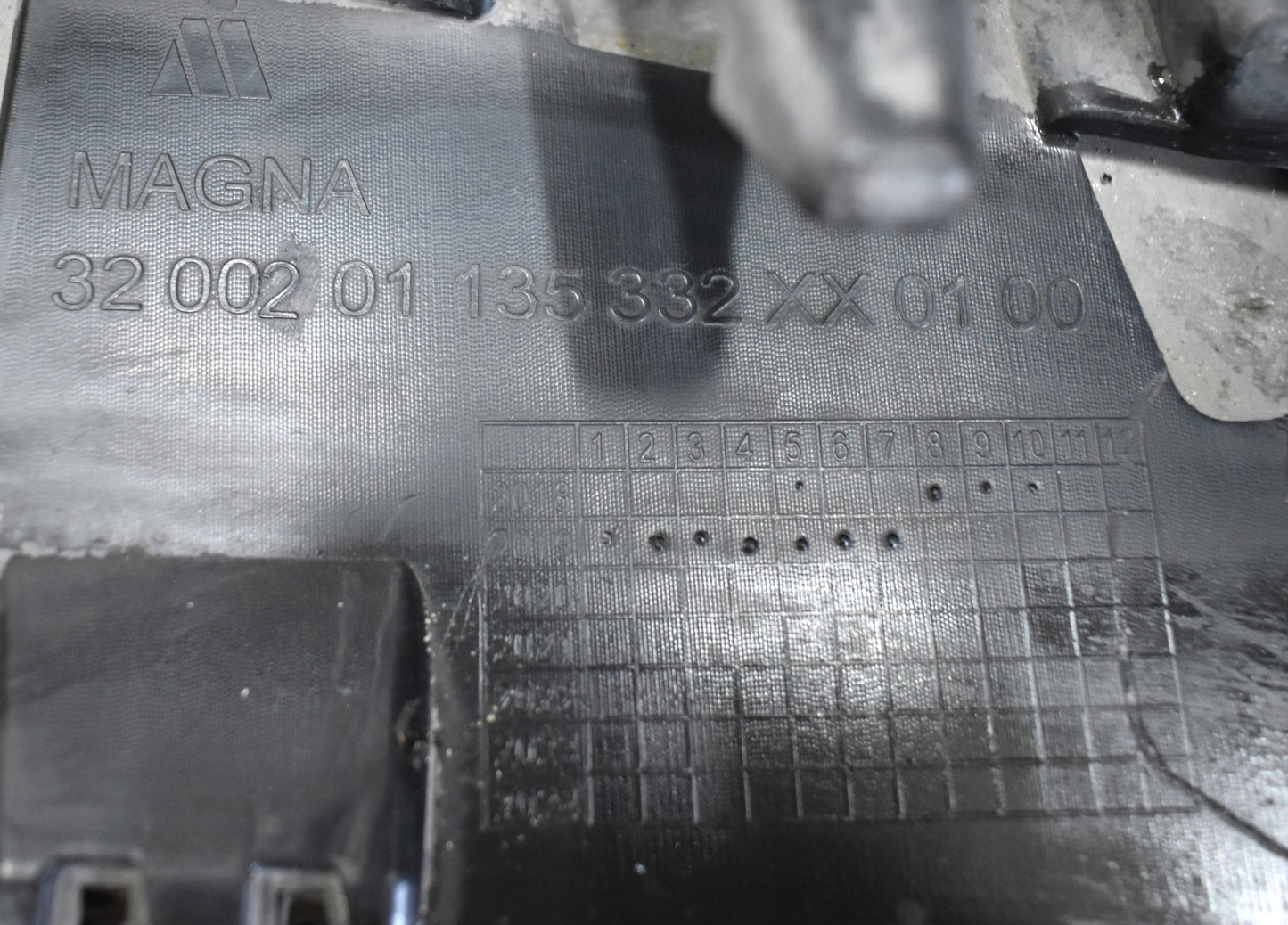 BMW X1 F48 LIFT LCI FRONT BUMPER ORG + BOTTOM