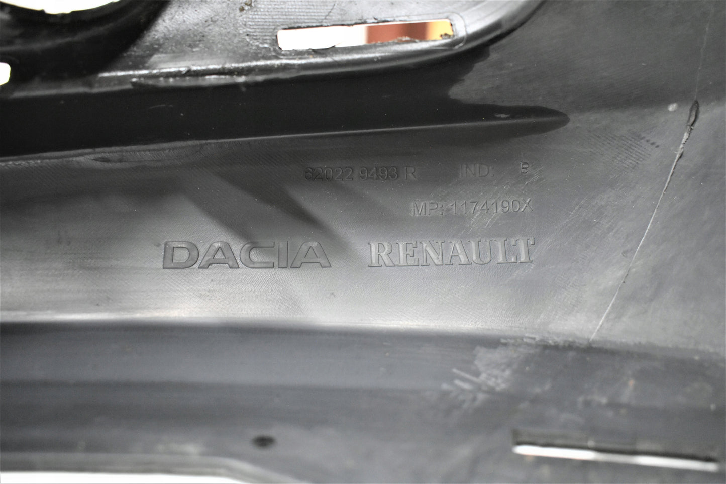 DACIA LOGAN SANDERO II STEPWAY FRONT BUMPER ORG