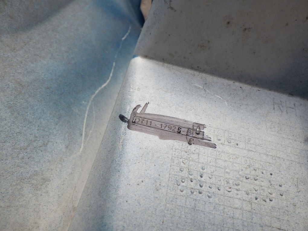 FORD TOURNEO CONNECT MK2 rear bumper corner right