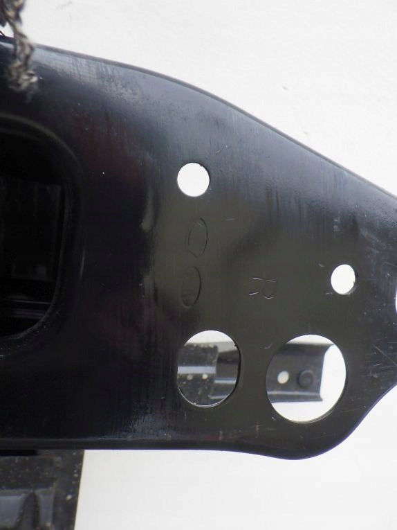 KIA STONIC 17- FRONT BUMPER BRACKET