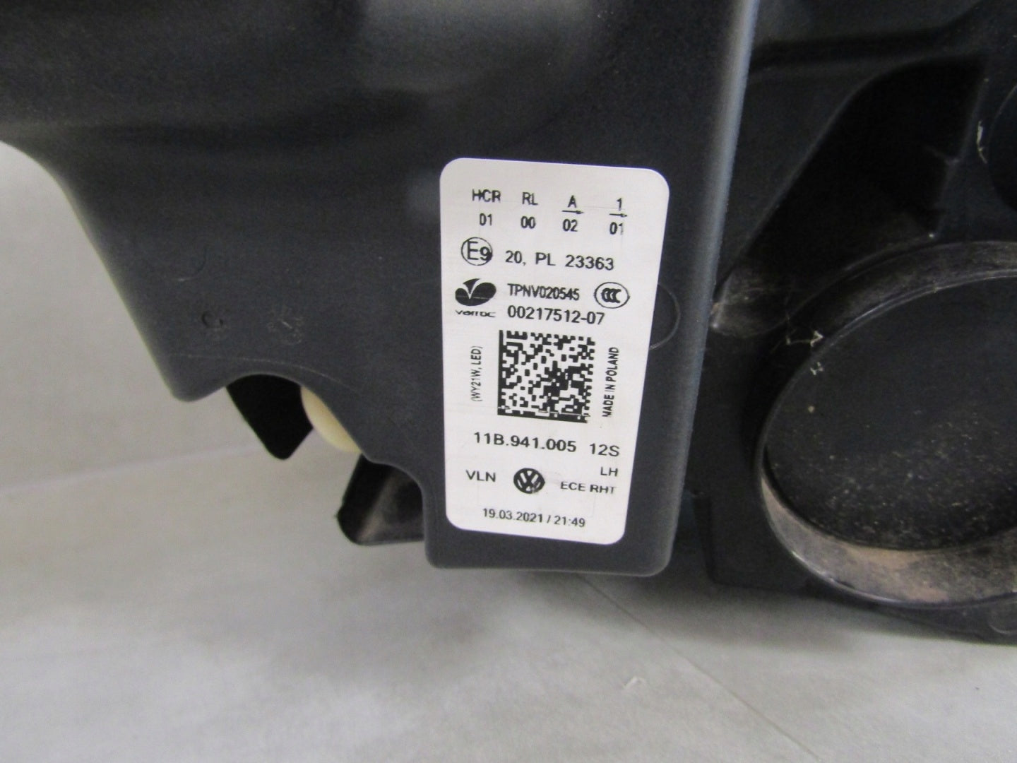 VW ID.4 ID5 LED HEADLIGHT 20- LEFT LH 11B941005
