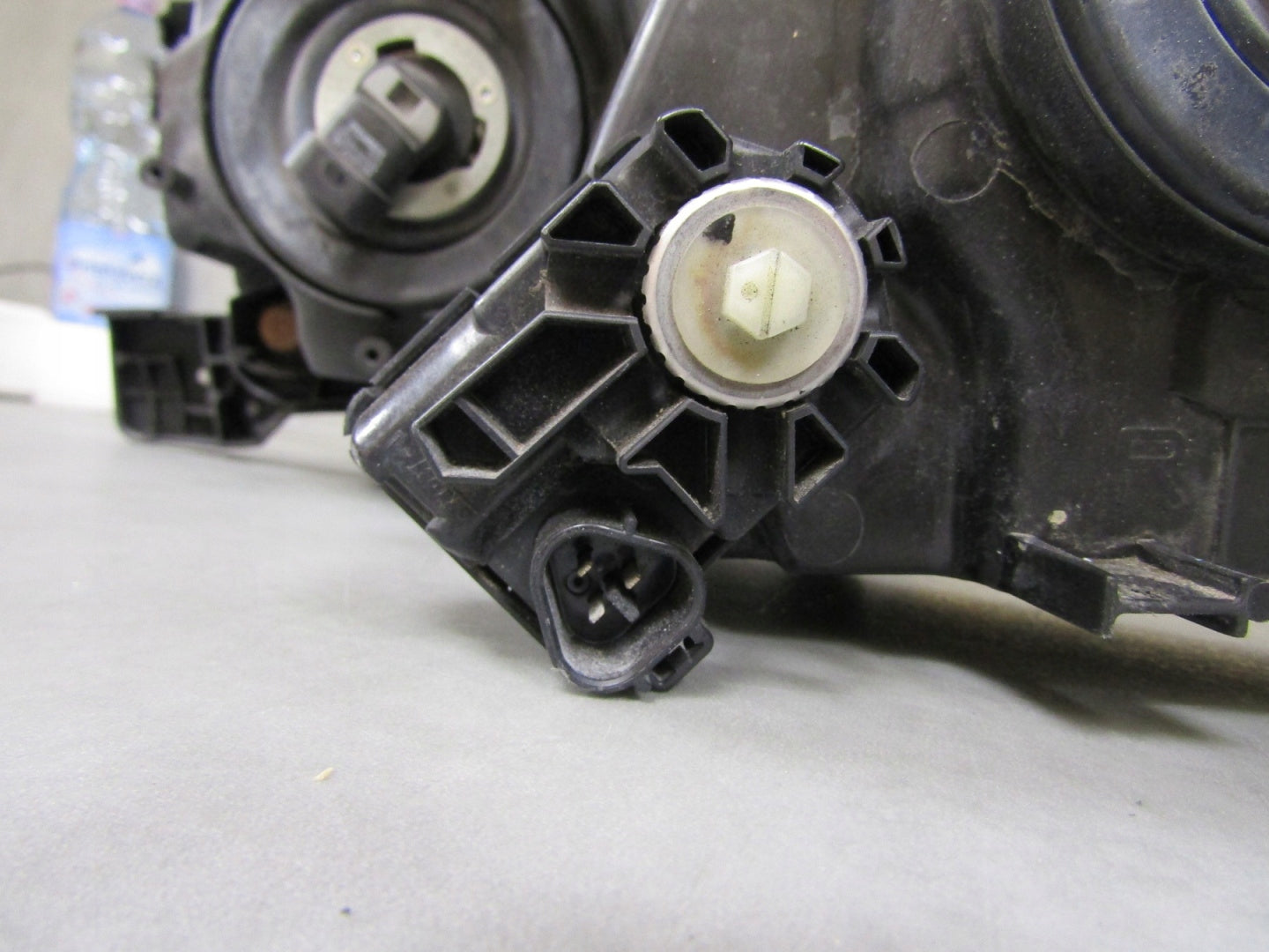 FRONT LAMP TOYOTA HILUX 8 VIII LIFT STANDARD 20- RH