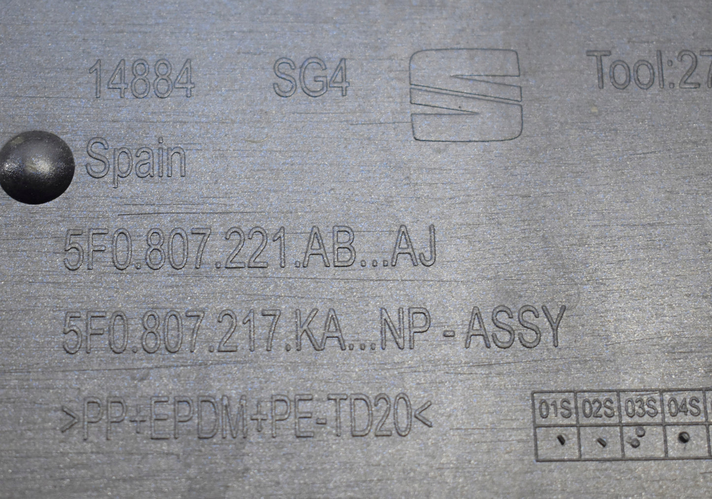 SEAT LEON III LIFT FR 5F FRONT BUMPER SUPER CONDITION