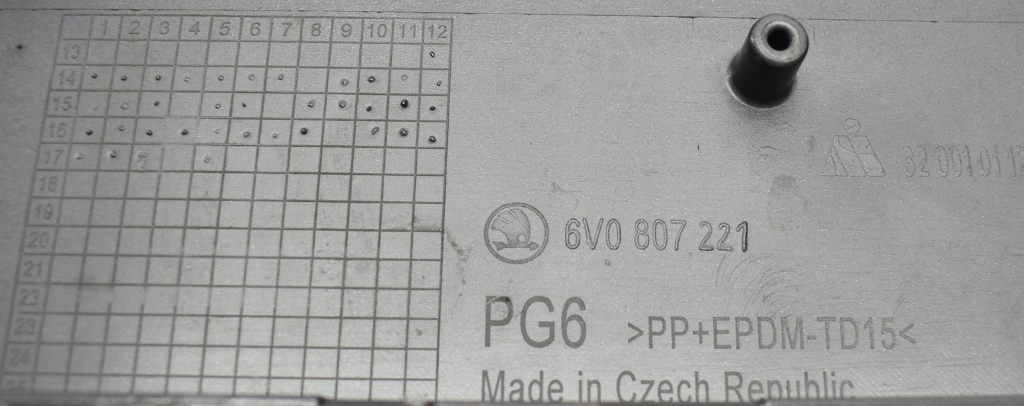 SKODA FABIA III 6V FRONT BUMPER SUPER CONDITION ORG!