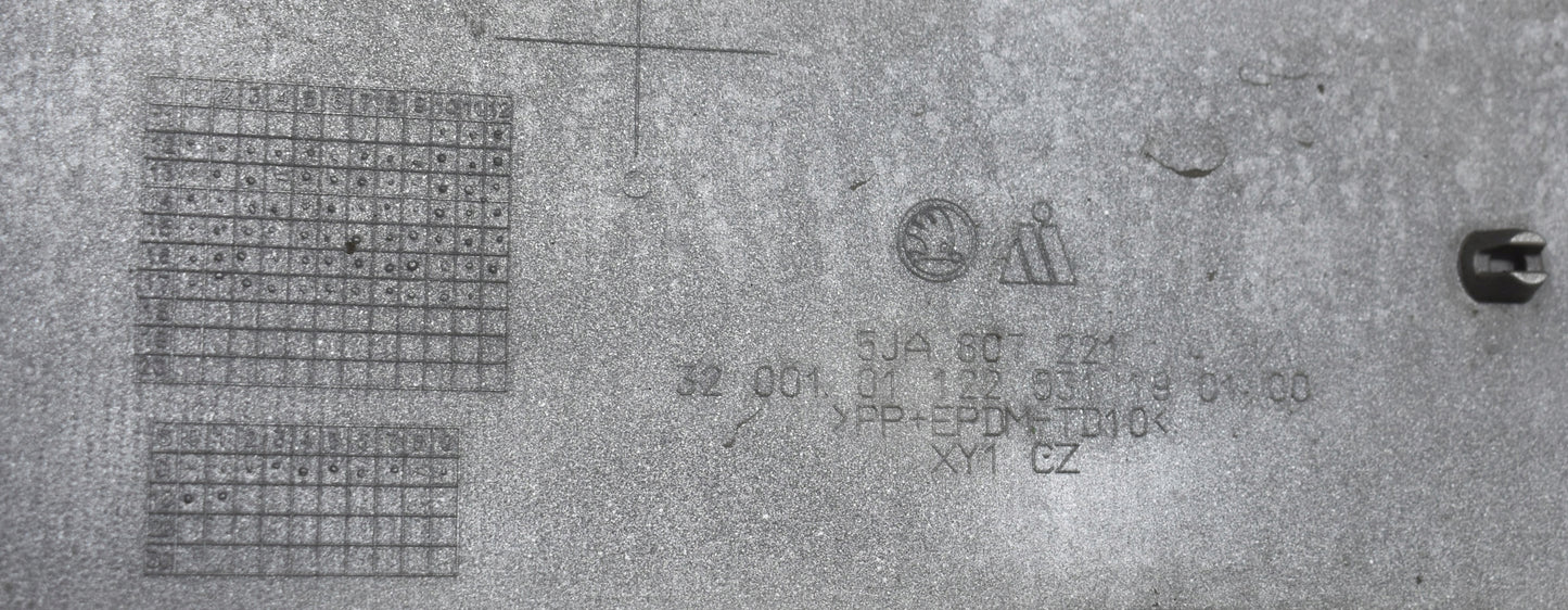 SKODA RAPID 5JA LIFT FRONT BUMPER ORG