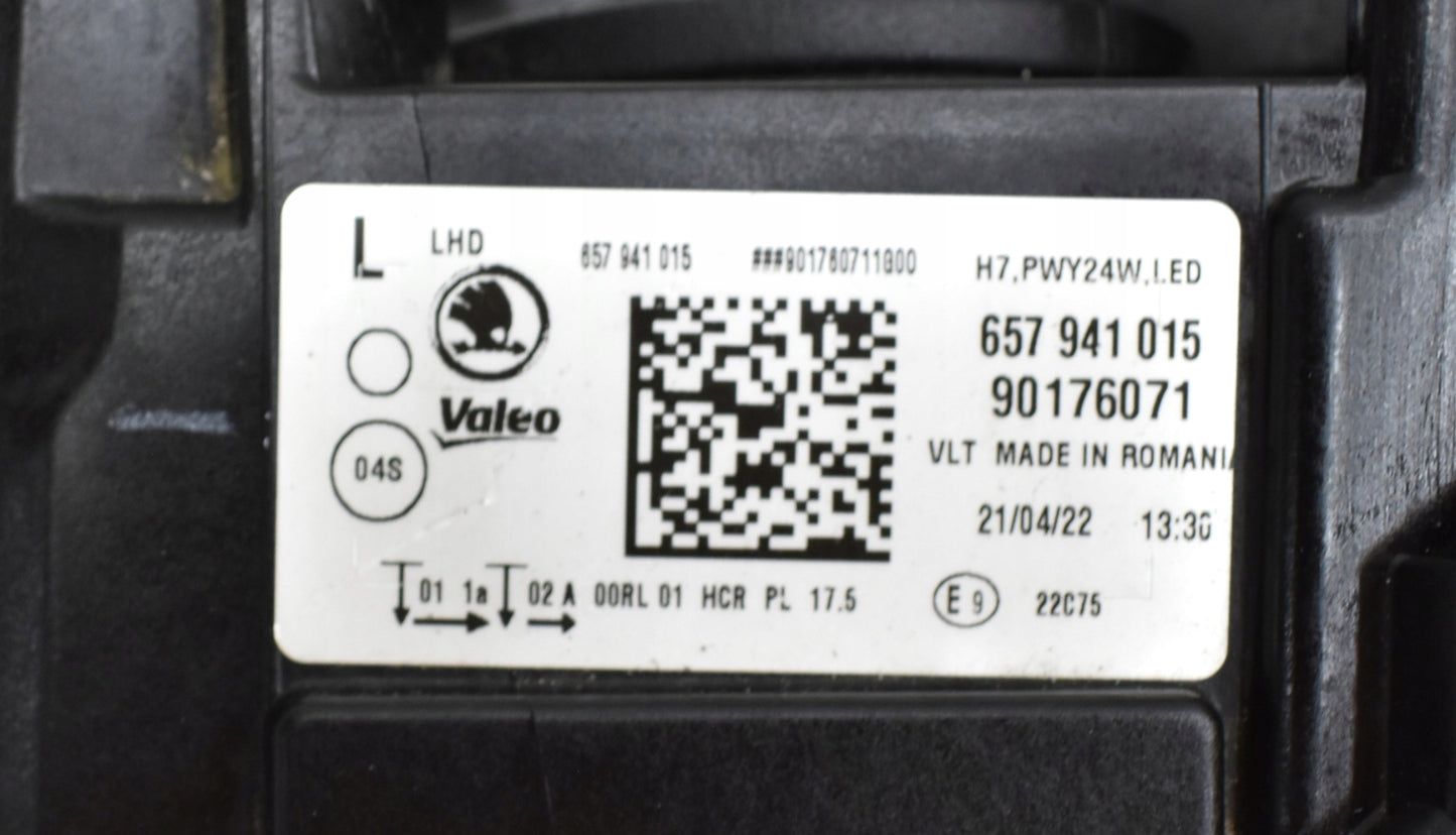 SKODA SCALA 657 LEFT FRONT HEADLIGHT ORG EU LED