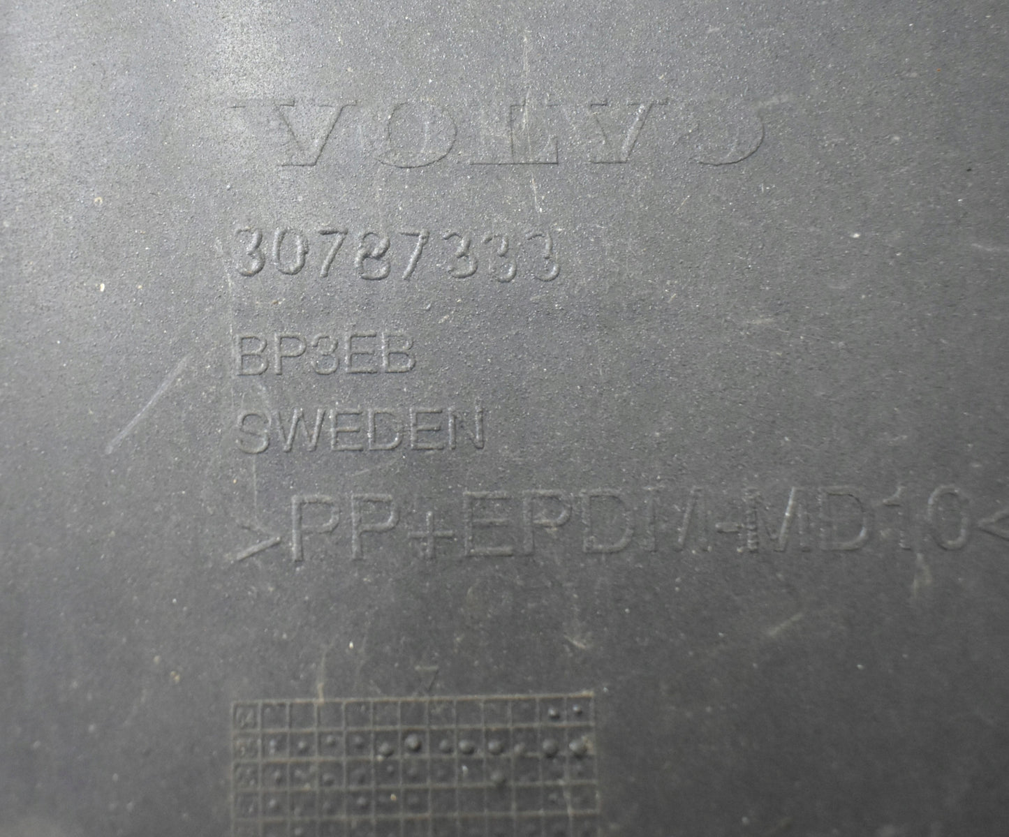 VOLVO C70 II FRONT BUMPER ORG