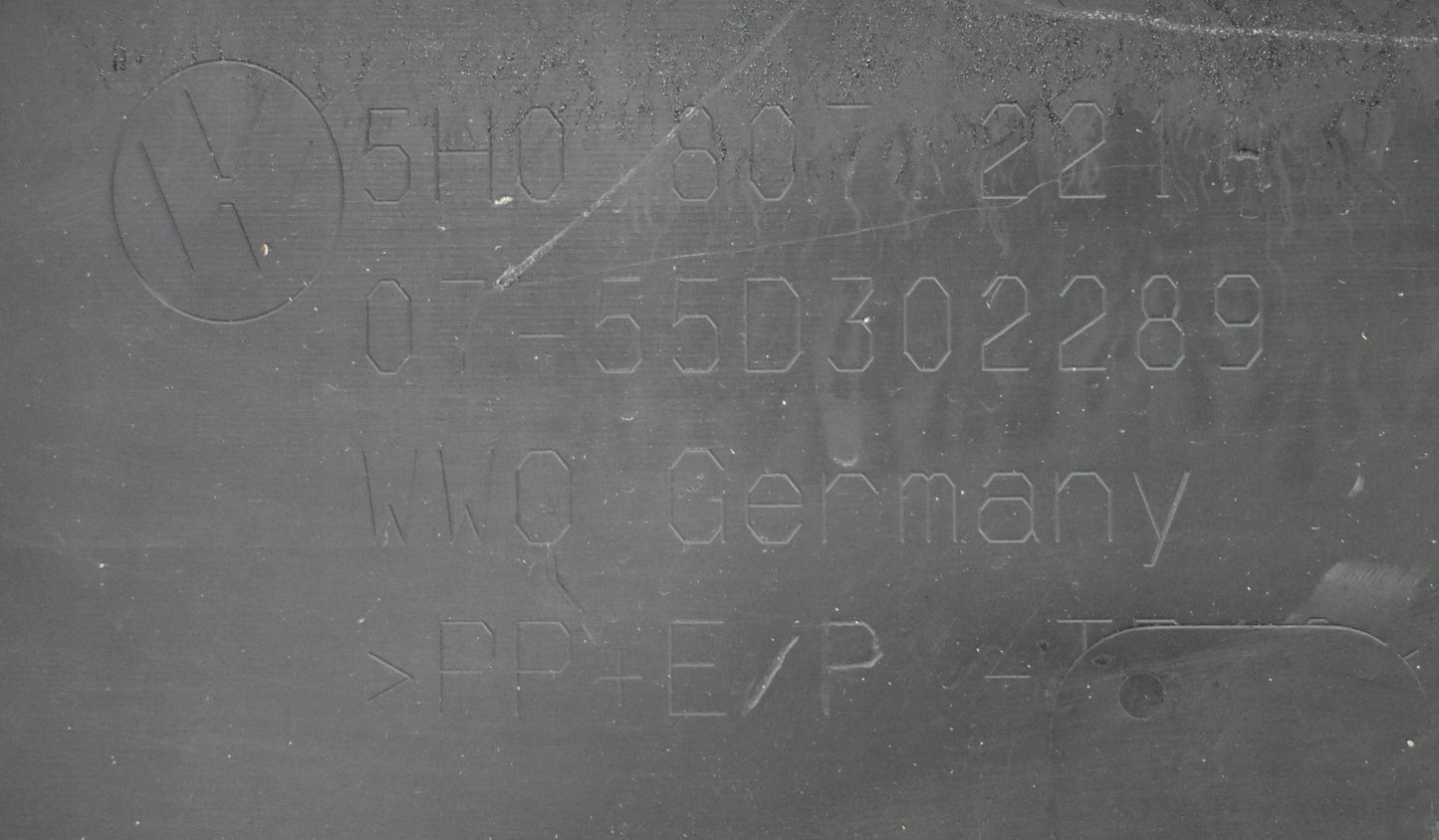 VW GOLF VIII 8 5H0 FRONT BUMPER ORG + GRILLE