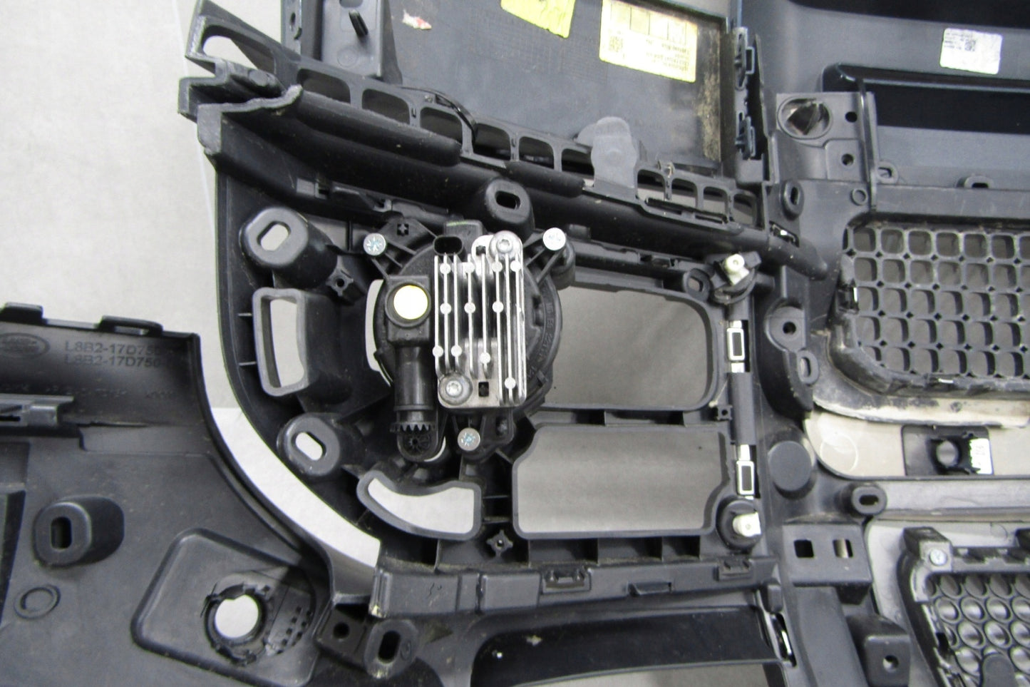 Front Bumper for Land Rover Defender 2 II L663 20- LED