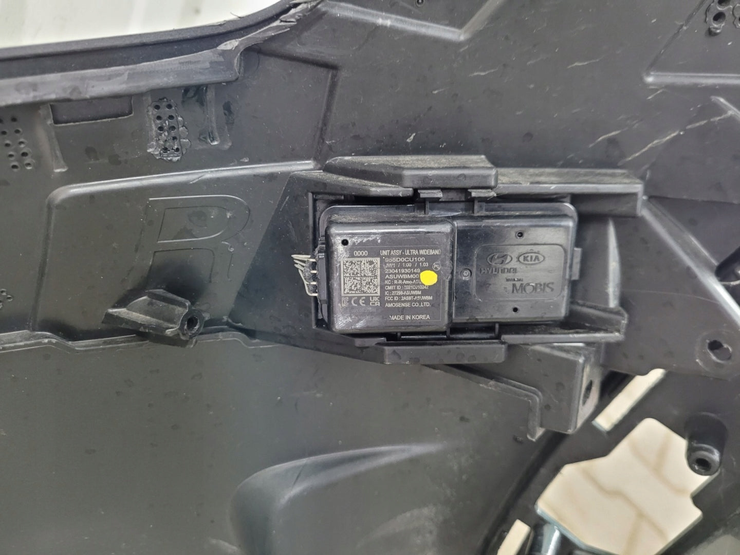 Front Bumper GENESIS GV60 21-