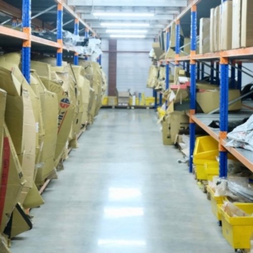 Pavyzdys turinio viduryje keli vienetai 1