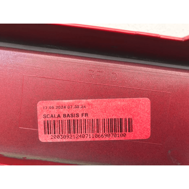 Skoda Scala  2024 Priekinis Bamperis 657807221F 14