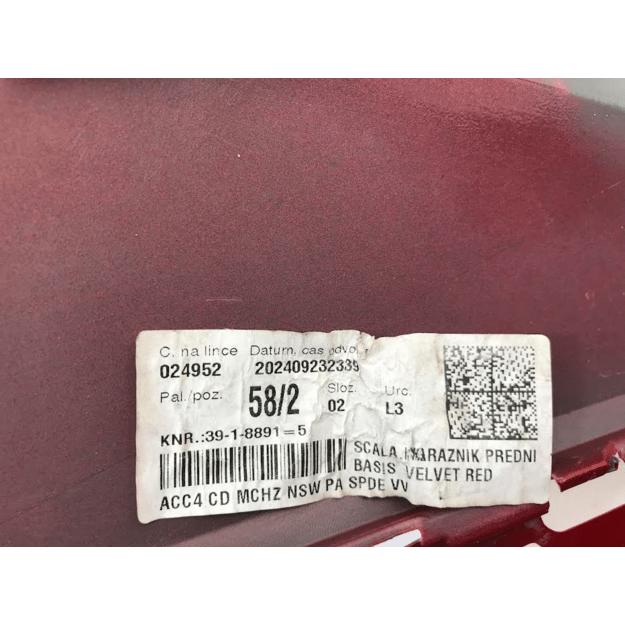 Skoda Scala  2024 Priekinis Bamperis 657807221F 17