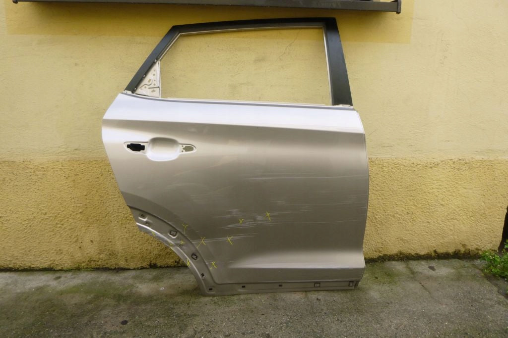 HYUNDAI TUCSON 15- Right Rear Door