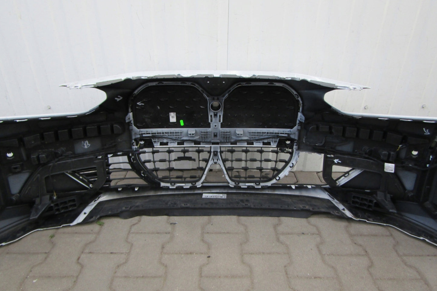 Front Bumper BMW i4 G26 eDrive E 21- 6 PDC