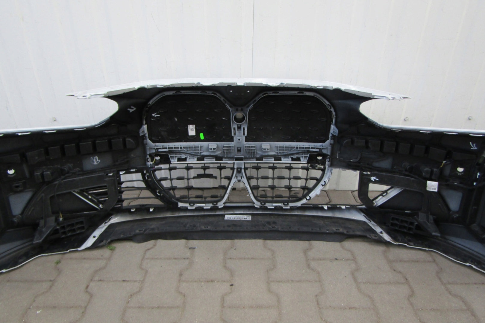 Front Bumper BMW i4 G26 eDrive E 21- 6 PDC