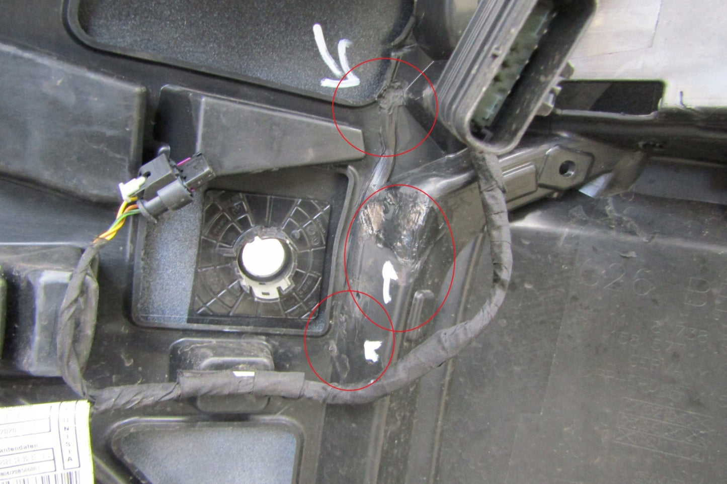 Front Bumper BMW i4 G26 eDrive E 21- 6 PDC