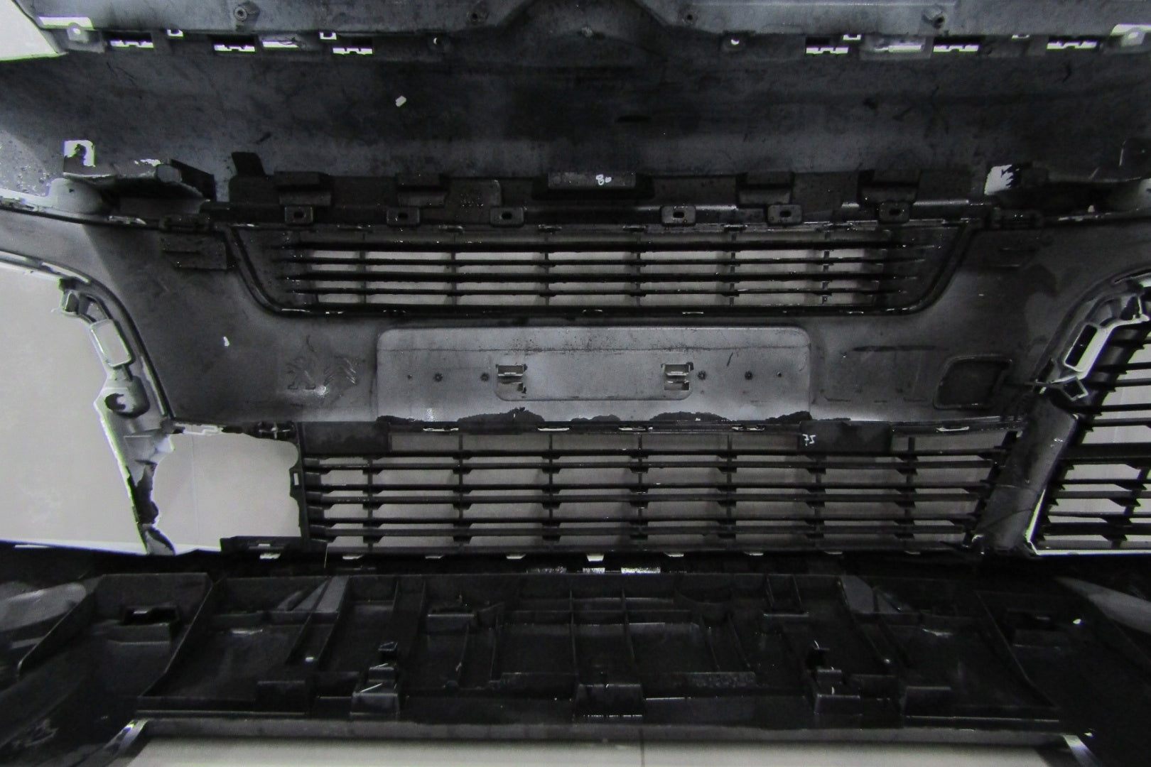 Citroen JUMPY SPACETOURER 3 III Front Bumper 16- (+ floor)