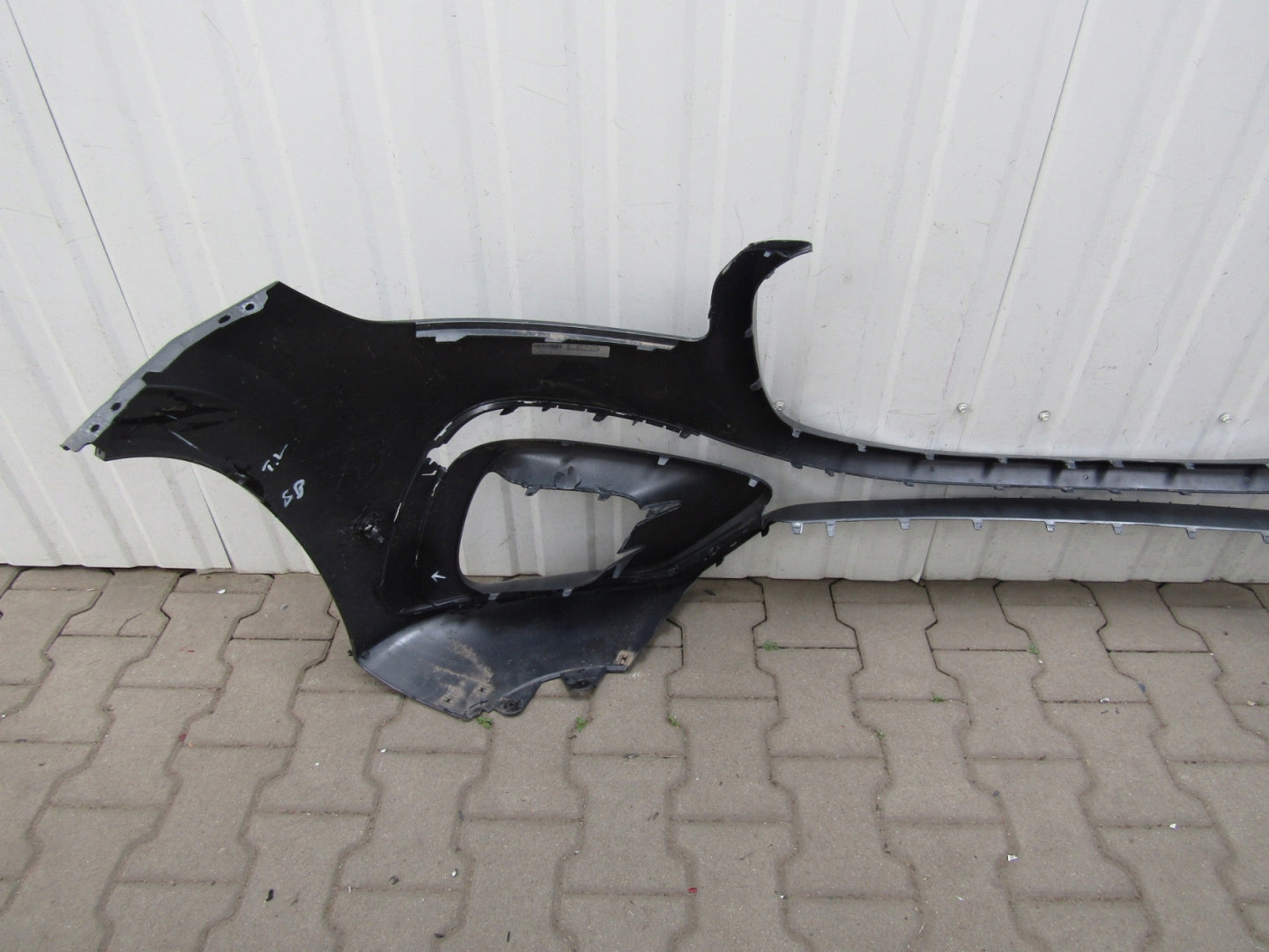 Front Bumper GLS 167 AMG LIFT 23-