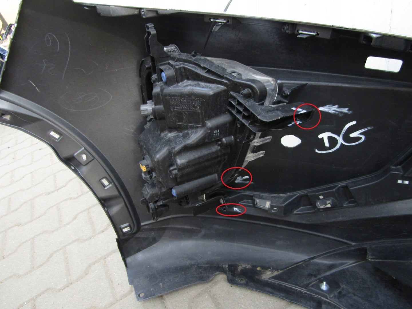 Mitsubishi Eclipse Cross 17- Front Bumper