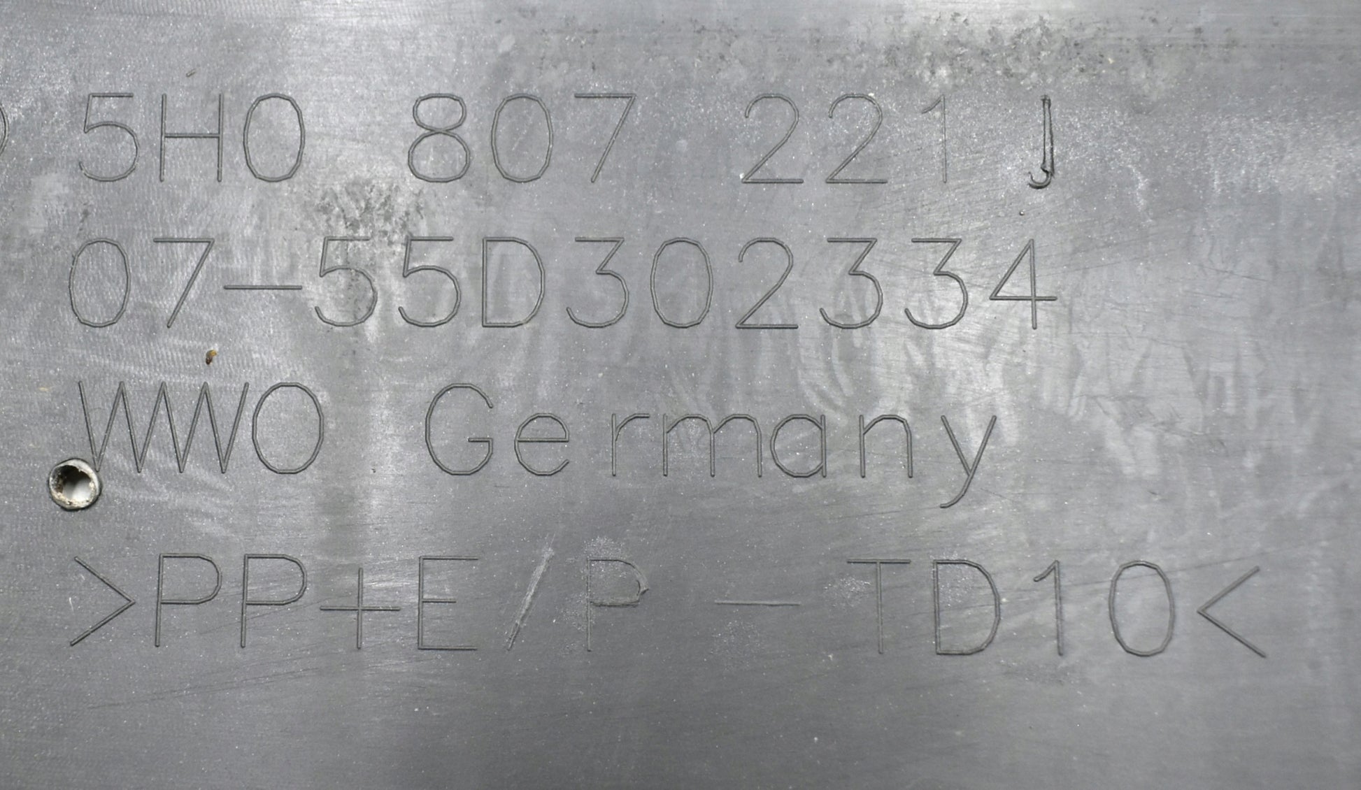 VW GOLF VIII 8 5H0 FRONT BUMPER ORG + GRILLE