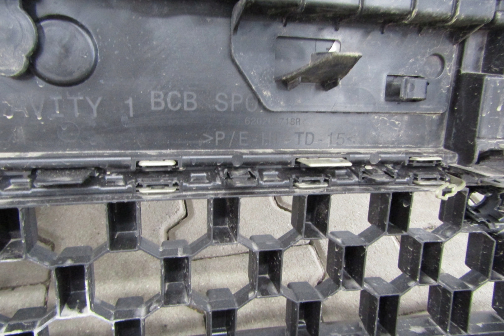 Front Bumper RENAULT MEGANE 5 E-TECH 22-