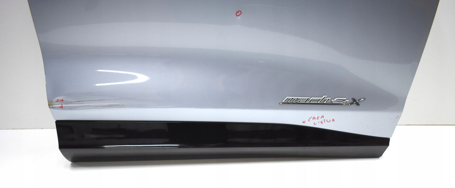 FORD MUSTANG MACH E MACH-E RIGHT FRONT DOOR ORG + MOLDING