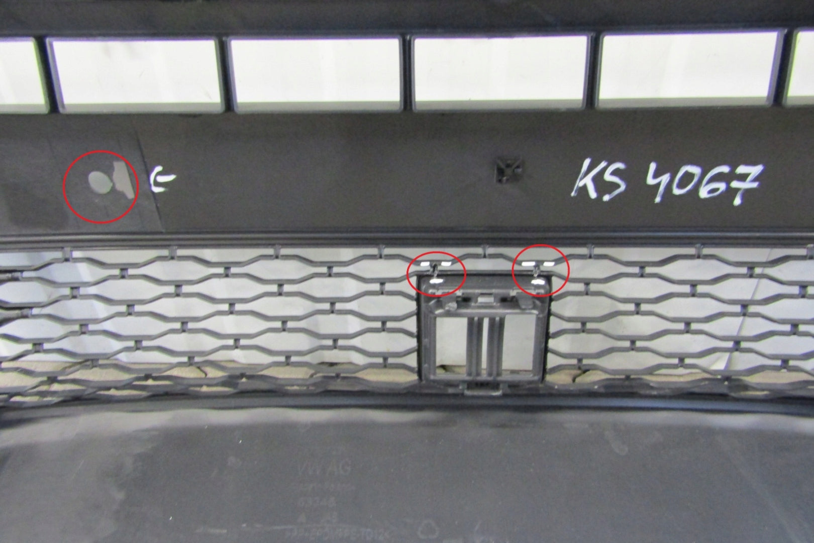 Front Bumper for VW Caddy 5 V 2K7 20-