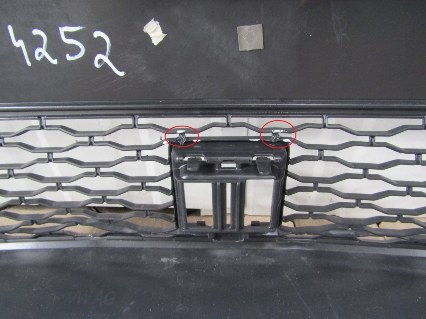 Front Bumper for VW Caddy 5 V 2K7 20-