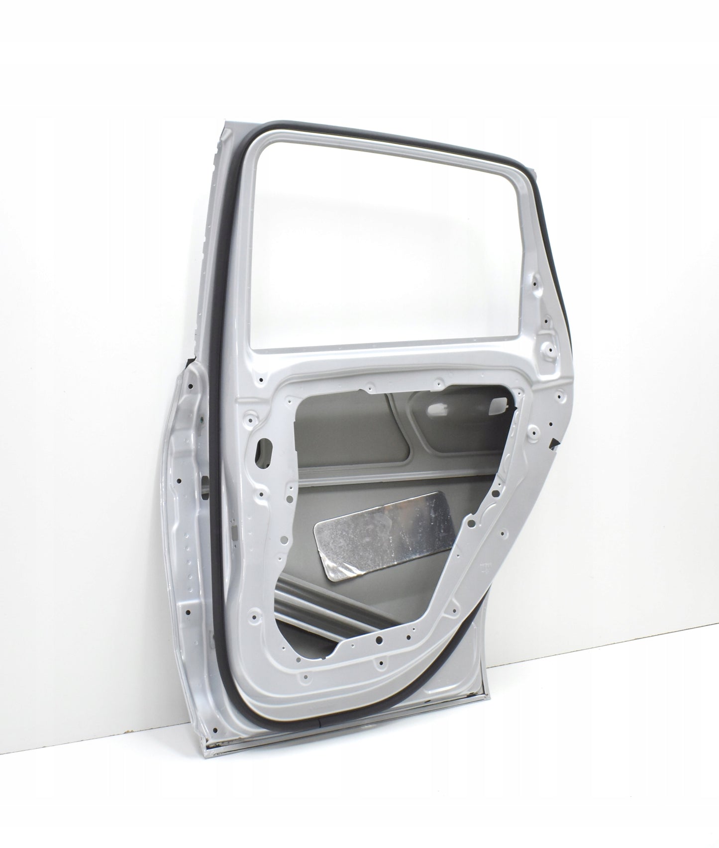 MERCEDES B CLASS W247 RIGHT REAR DOOR GENUINE
