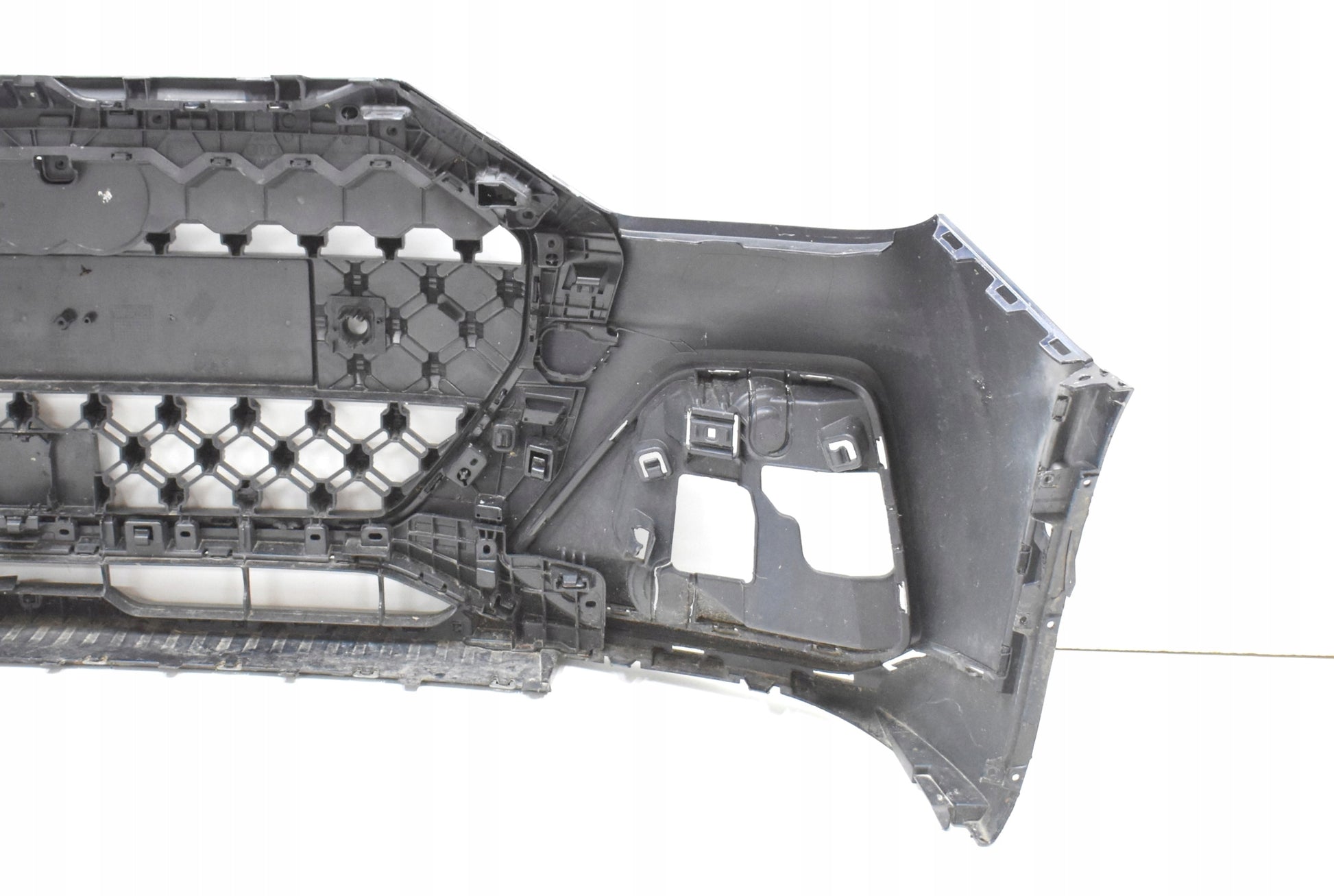 AUDI A1 II 82A CITYCARVER FRONT BUMPER ORG