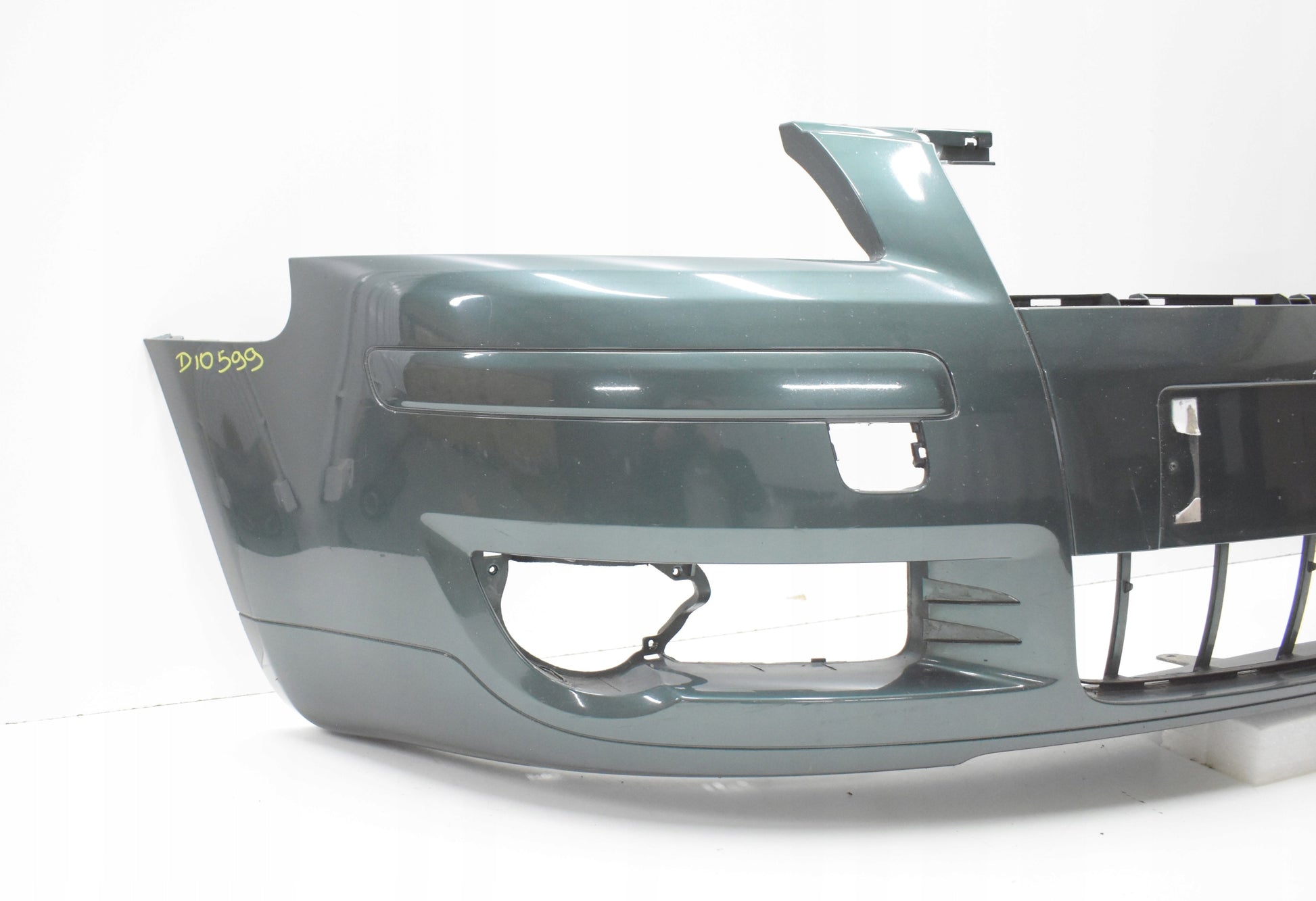 AUDI A3 8P3 FRONT BUMPER ORG 03-05
