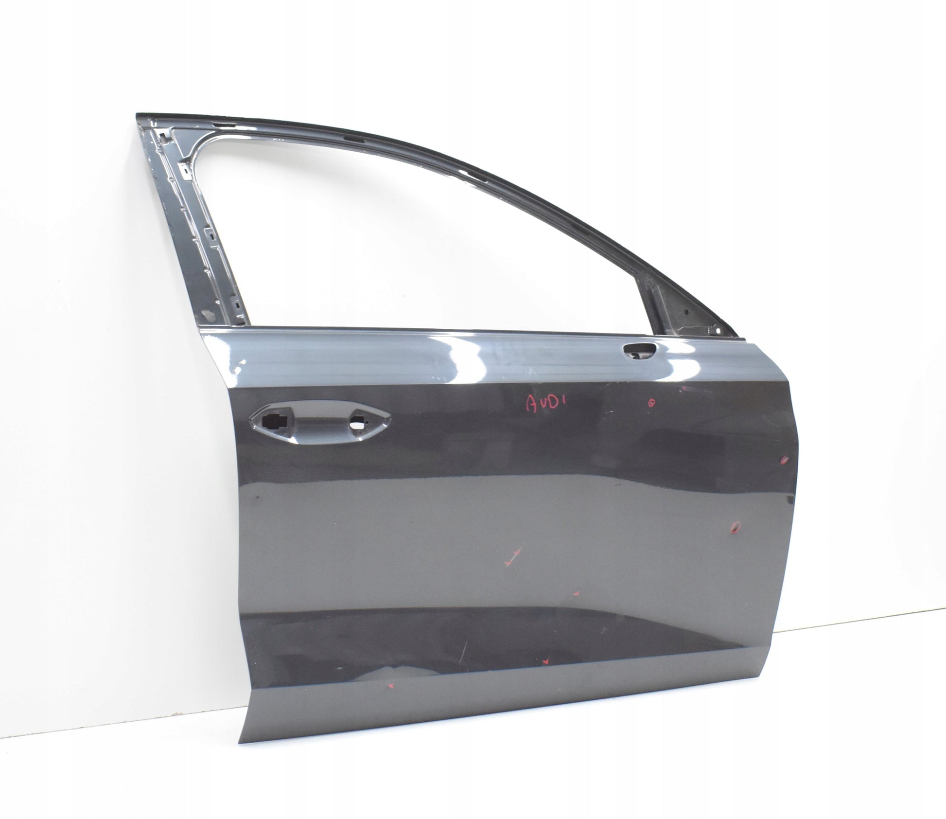 AUDI A3 8Y RIGHT FRONT DOOR ORG