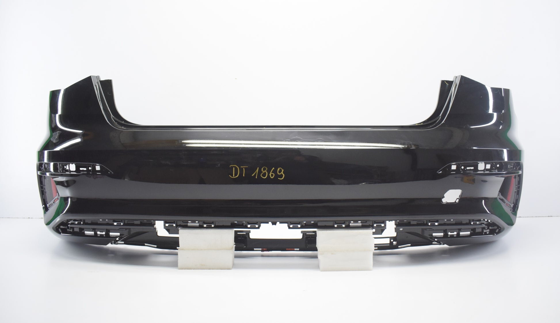 AUDI A3 8Y5 REAR BUMPER EXCELLENT CONDITION ORIGINAL SEDAN