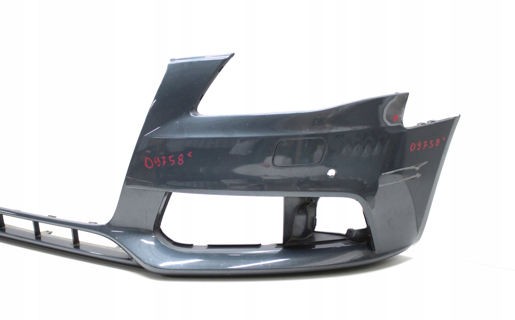 AUDI A4 B8 8K0 FRONT BUMPER ORG