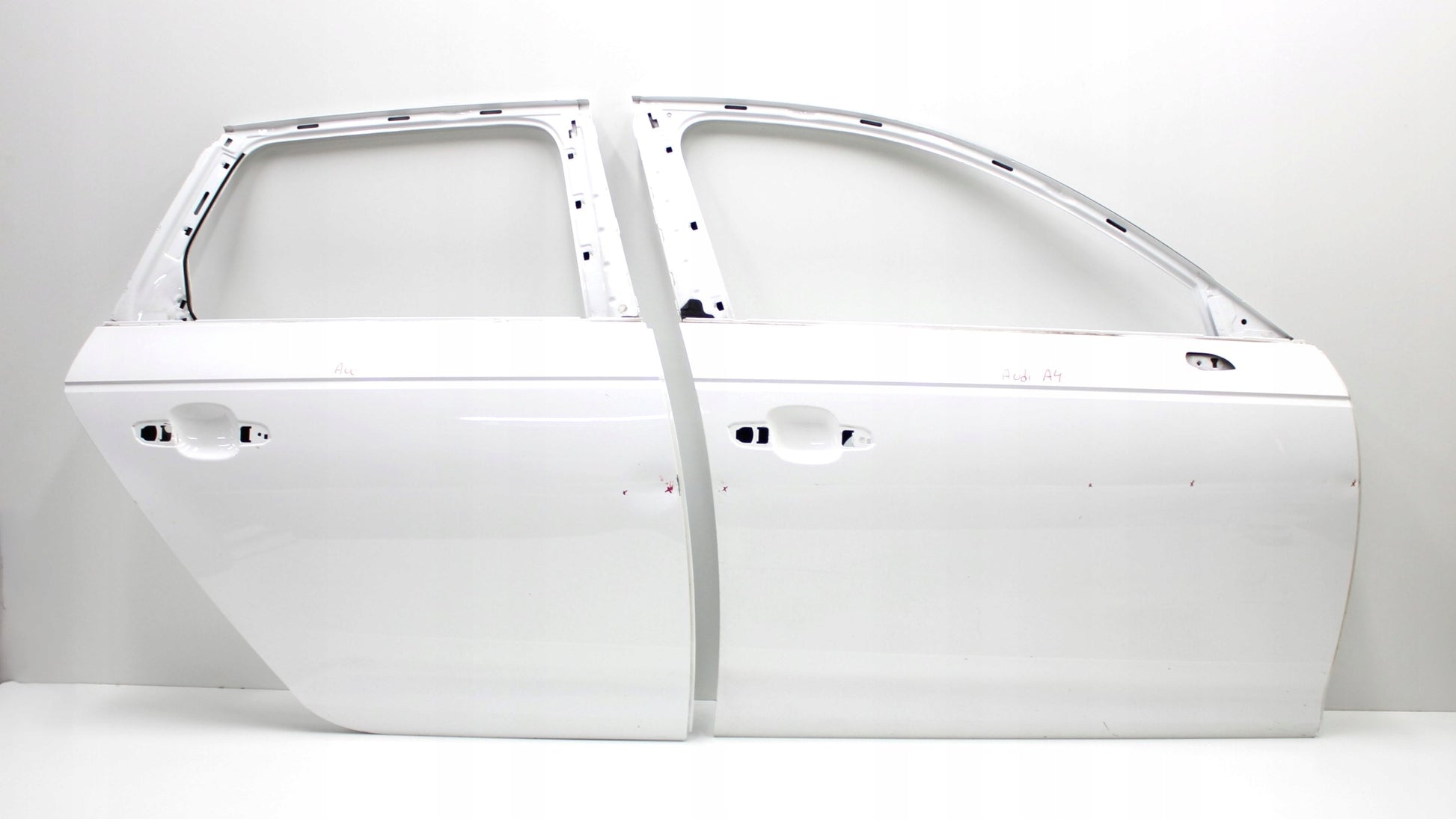 AUDI A4 B9 8W RIGHT FRONT DOOR ORG