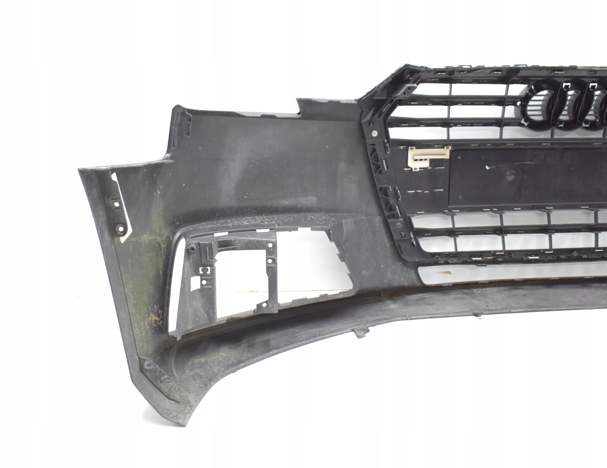 AUDI A4 B9 8W0 FRONT BUMPER ORG