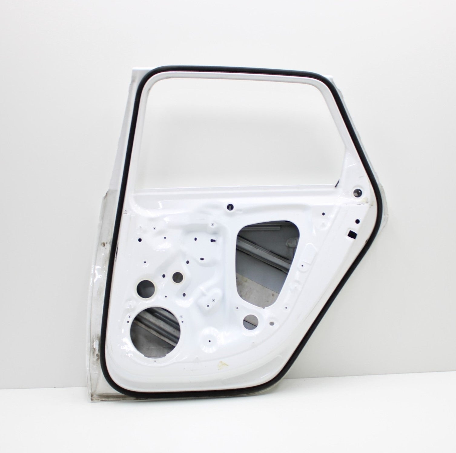 AUDI A4 B9 8W9 RIGHT REAR DOOR ORIGINAL ESTATE