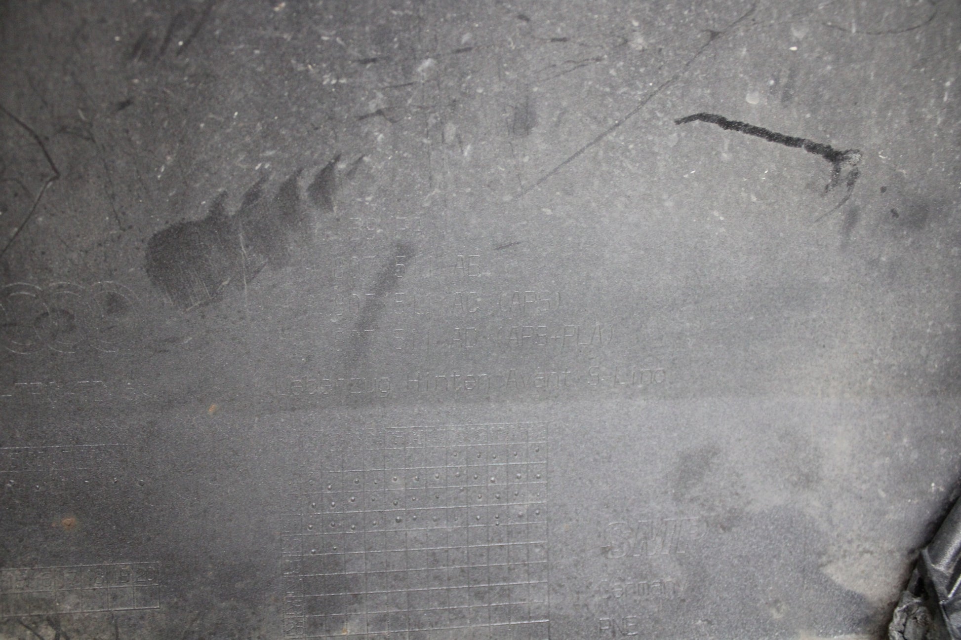 AUDI A4 S4 8W9 S LINE REAR BUMPER LIFT + DIFFUSER ORG