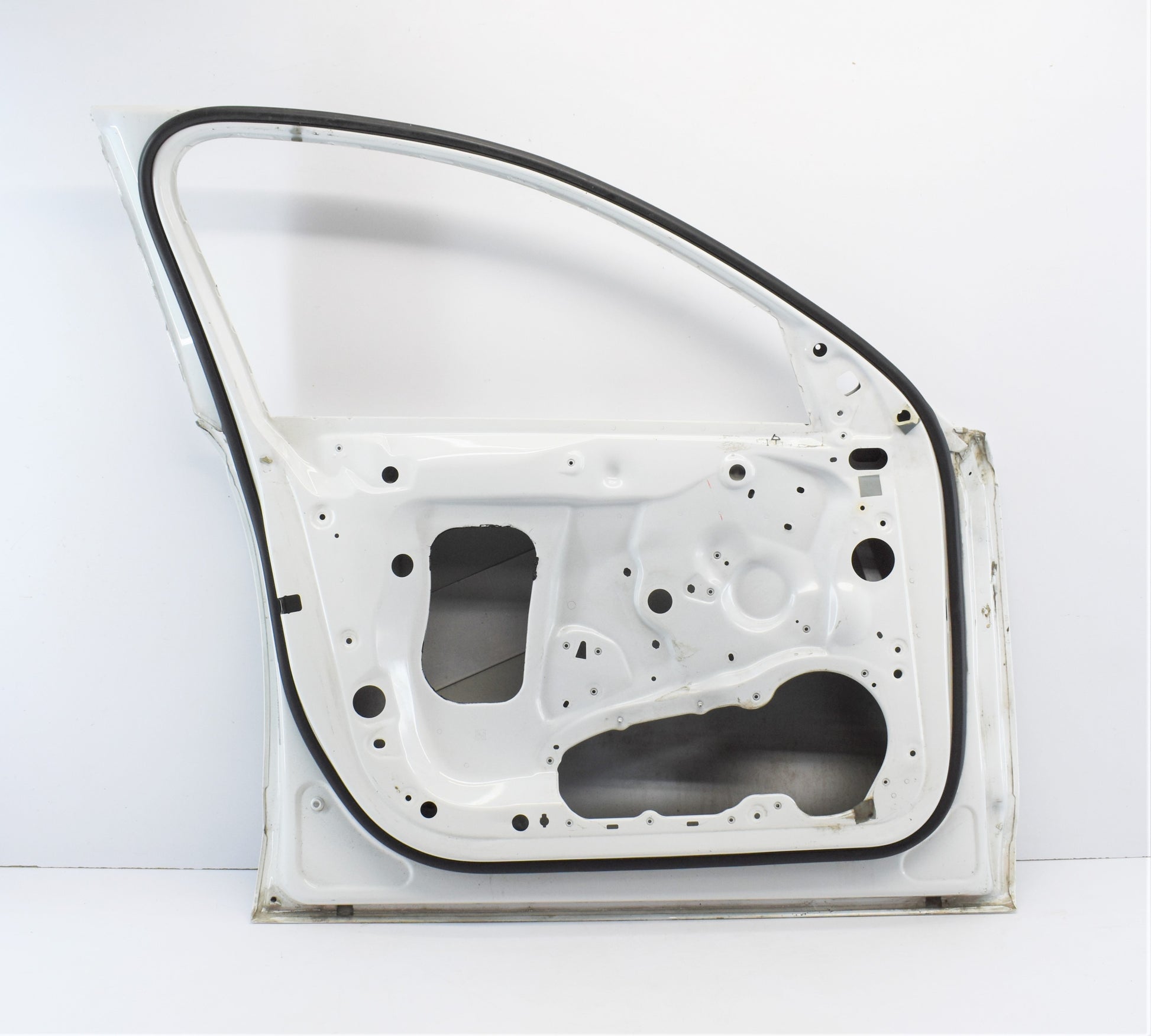 AUDI A6 C7 4G LEFT FRONT DOOR ORG