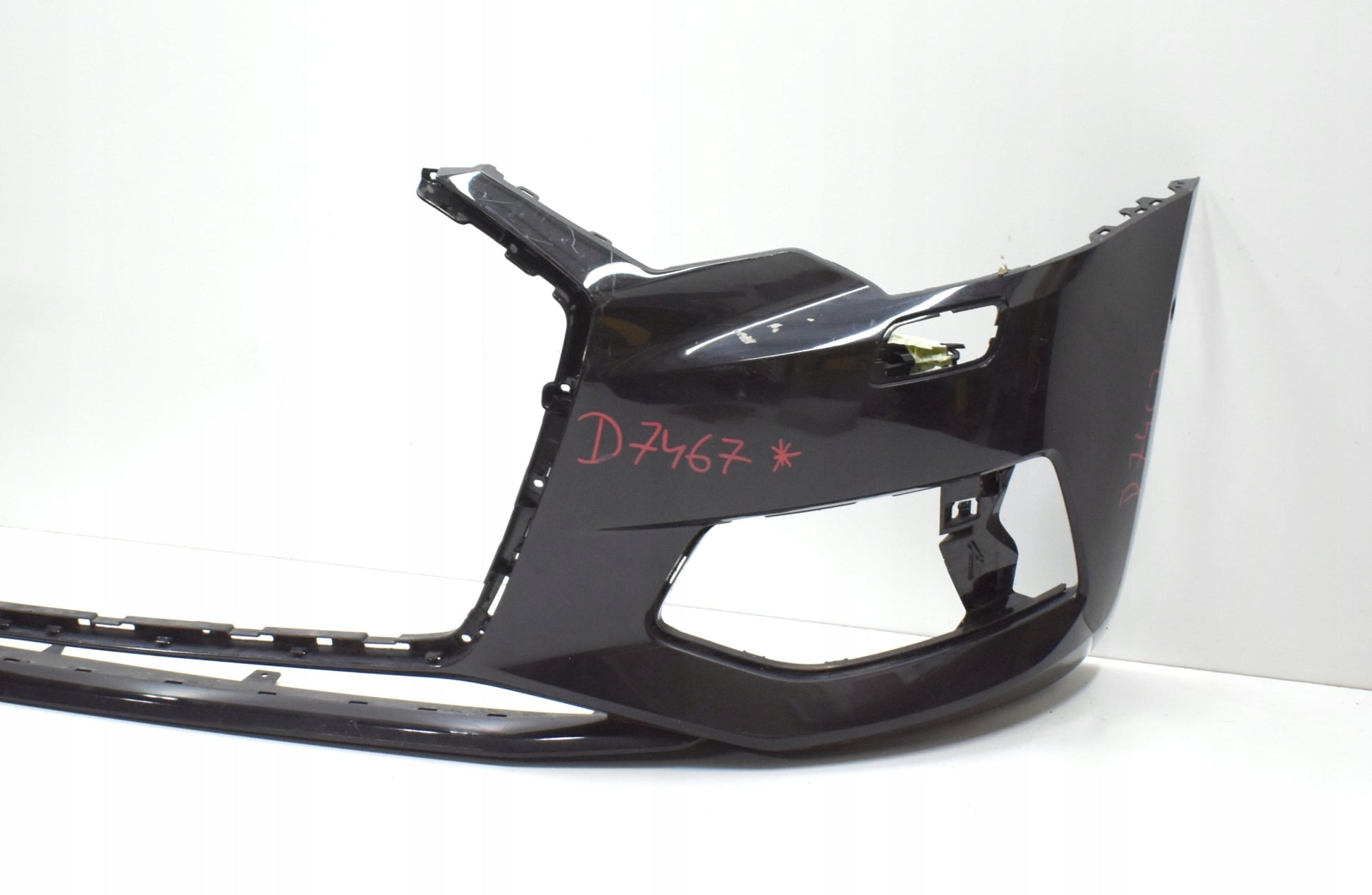 AUDI A6 C8 4K0 FRONT BUMPER ORG