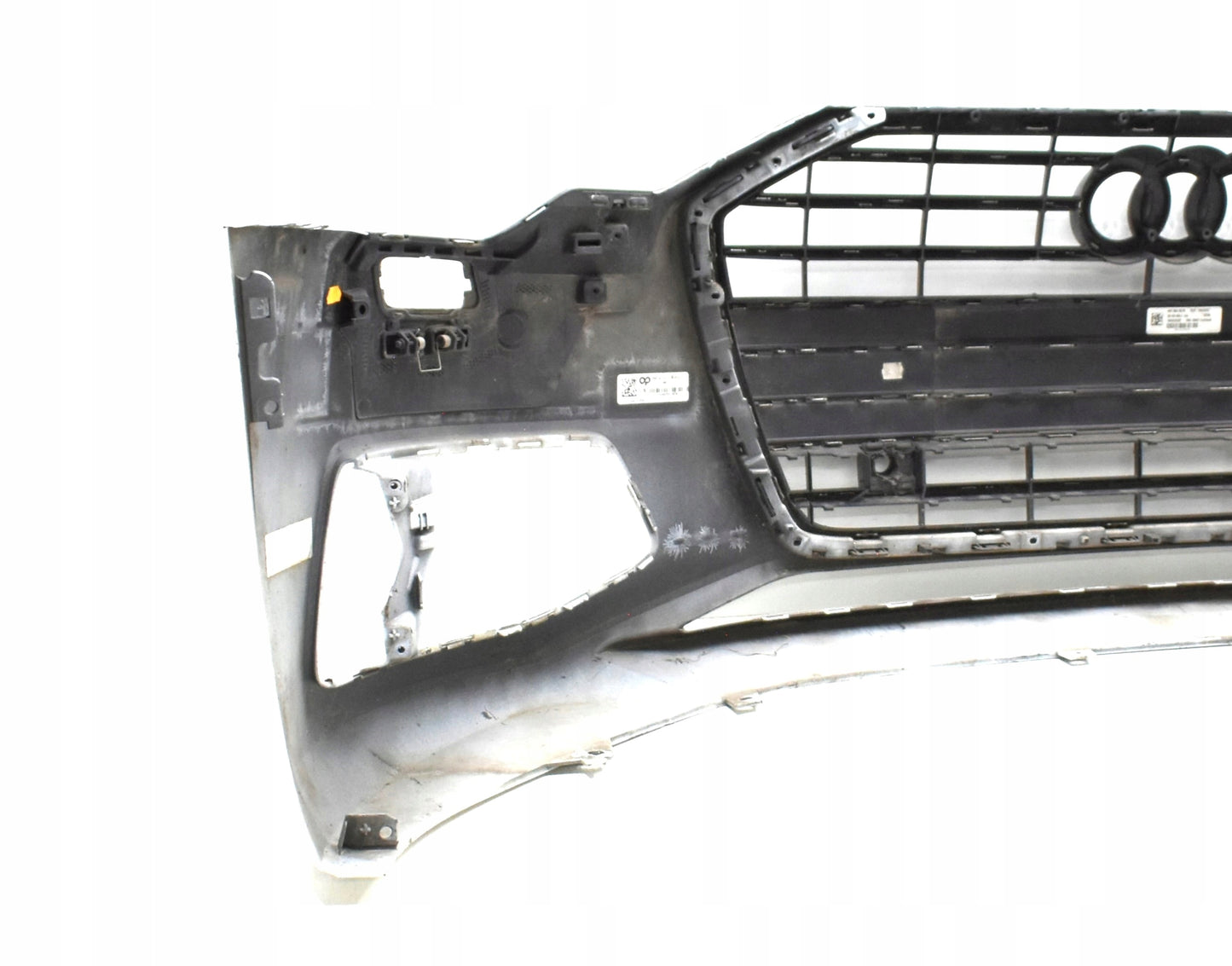 AUDI A6 C8 4K0 FRONT BUMPER ORG