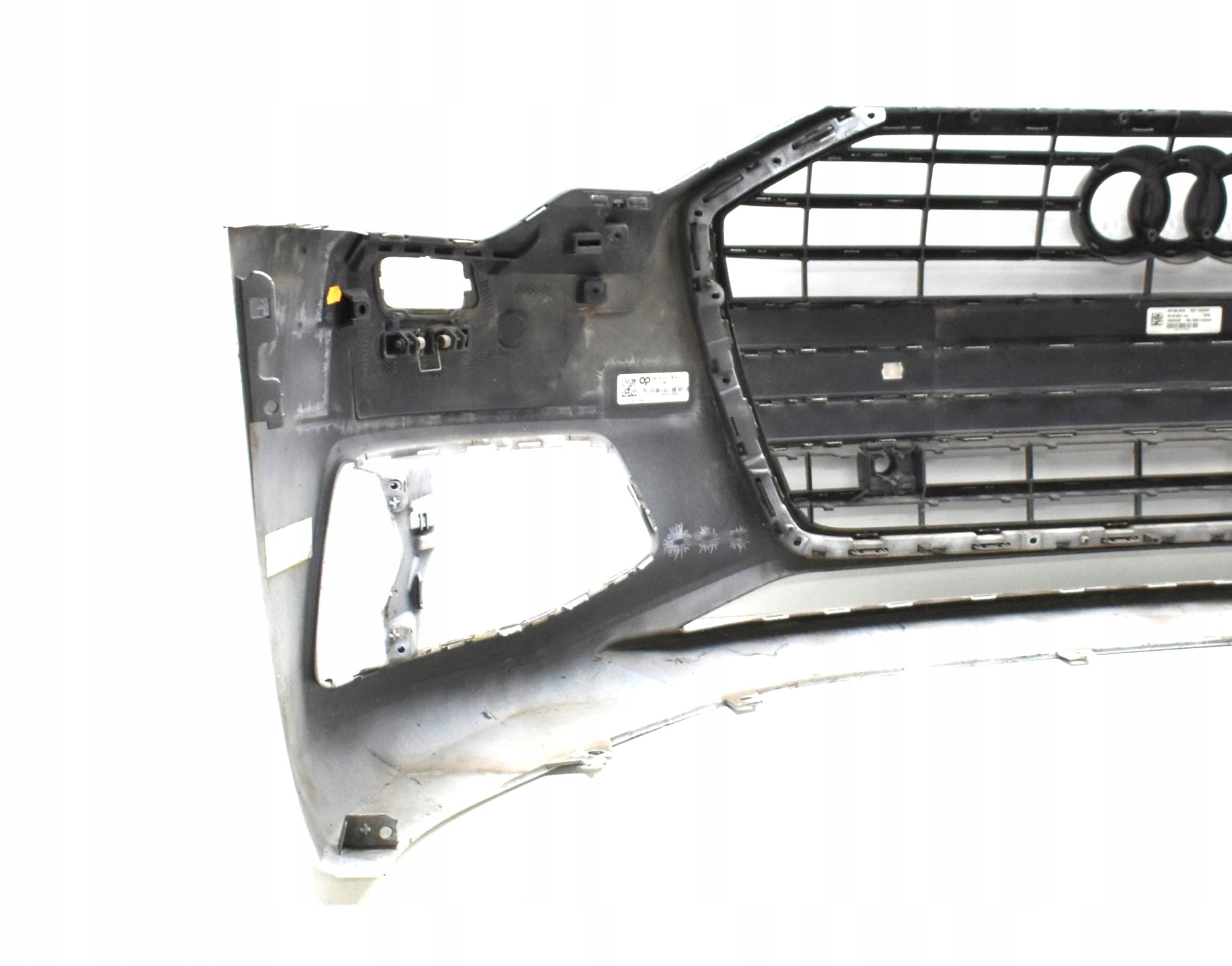 AUDI A6 C8 4K0 FRONT BUMPER ORG