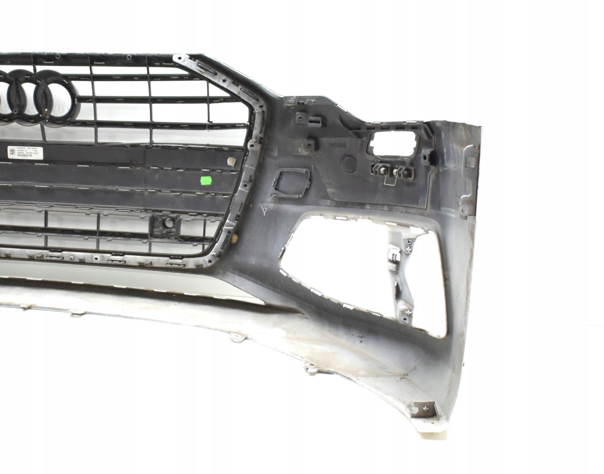 AUDI A6 C8 4K0 FRONT BUMPER ORG