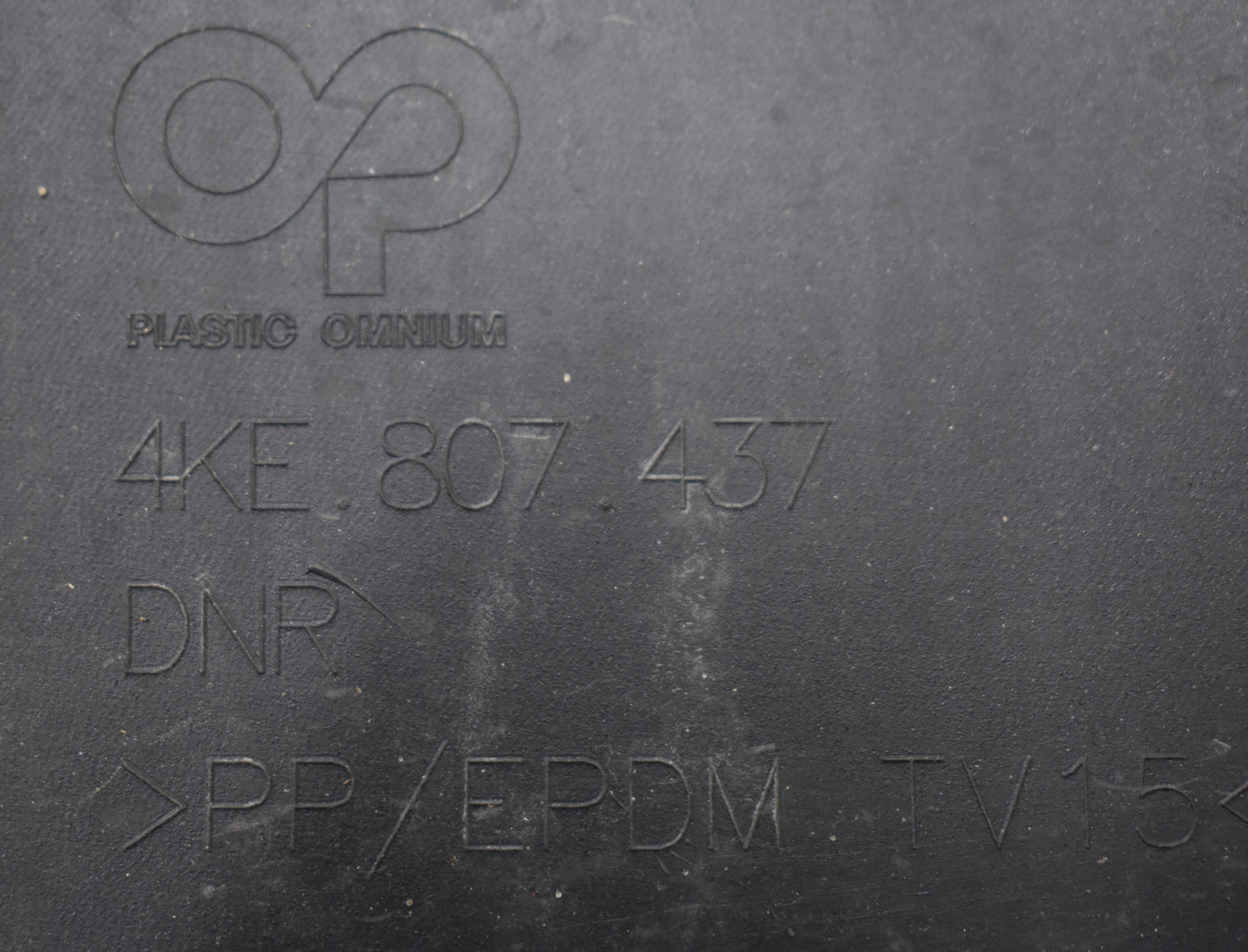 AUDI E TRON 4KE FRONT BUMPER ORG