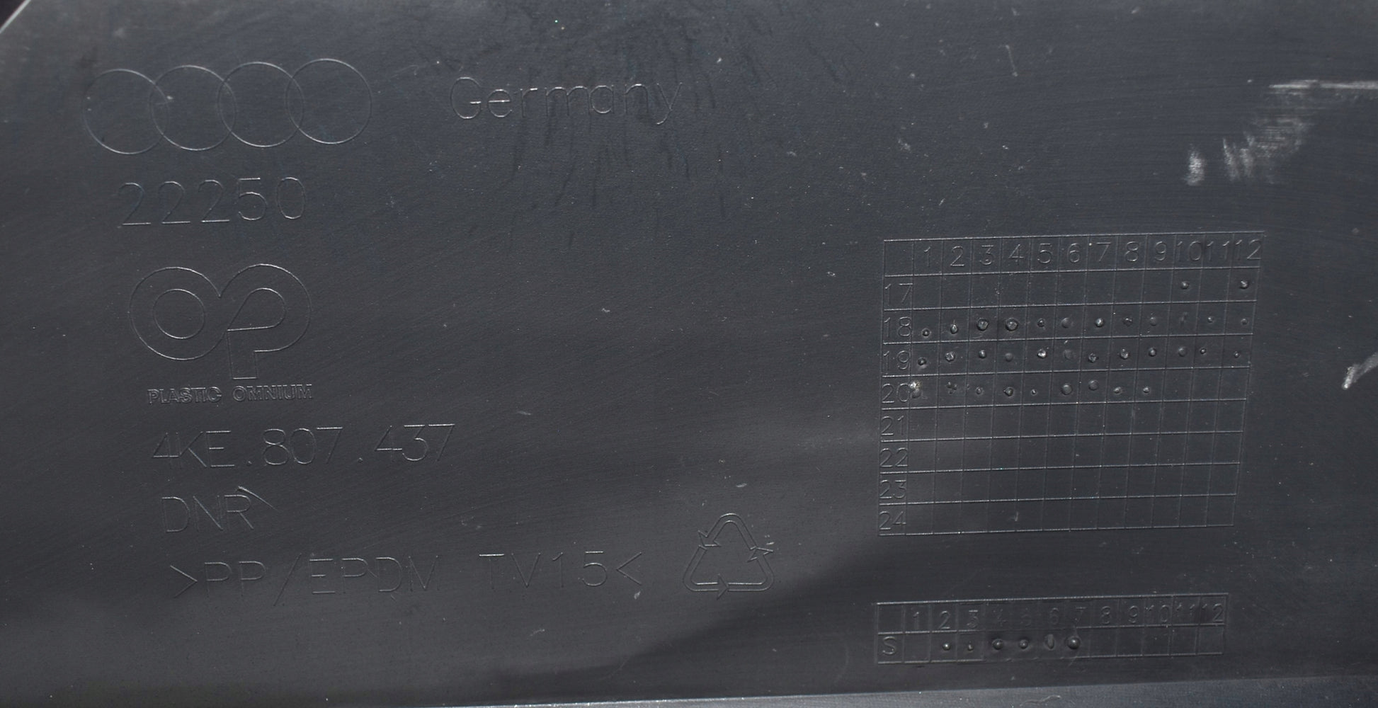 AUDI E TRON 4KE FRONT BUMPER ORG