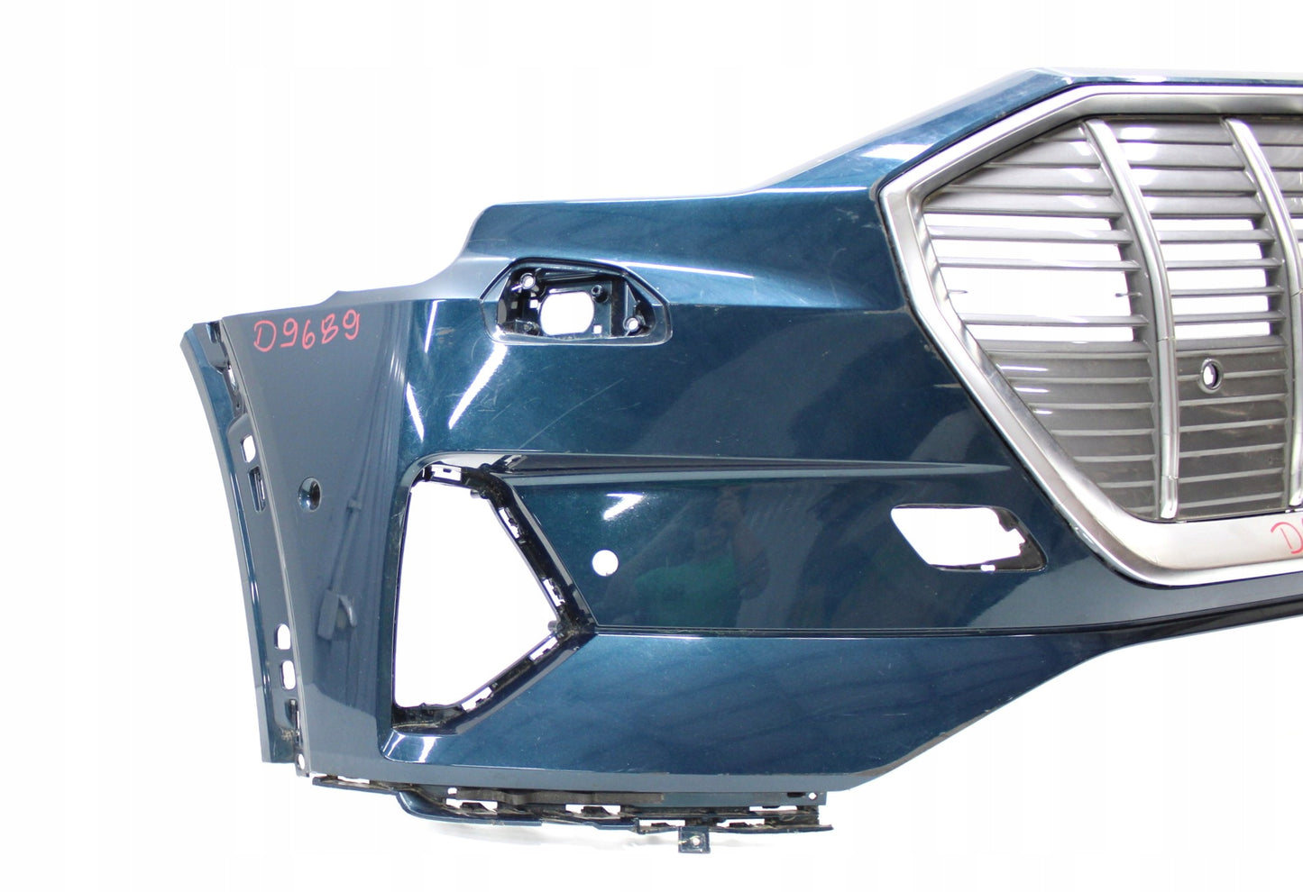AUDI E TRON 4KE FRONT BUMPER ORG