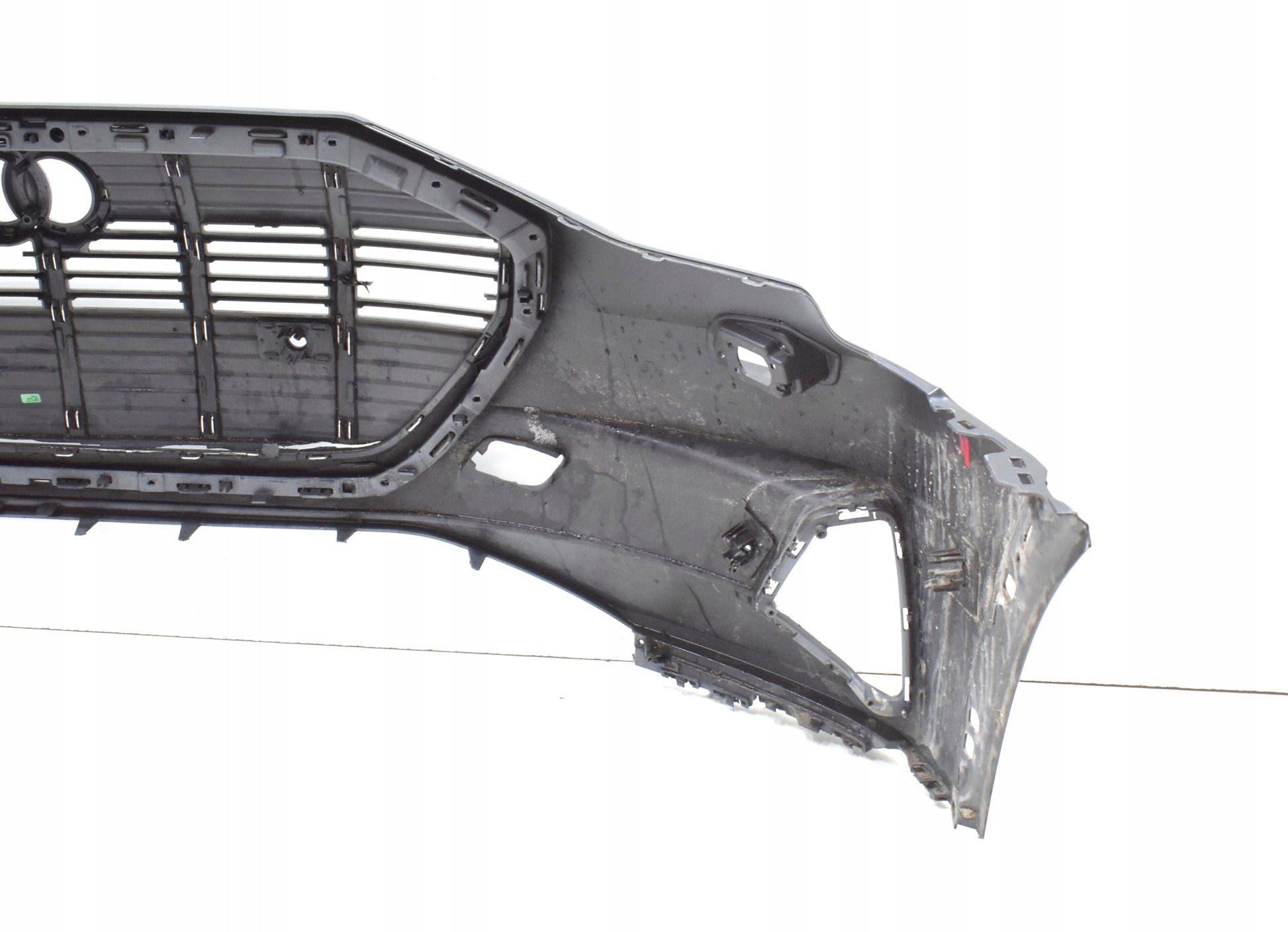 AUDI E TRON 4KE FRONT BUMPER ORG