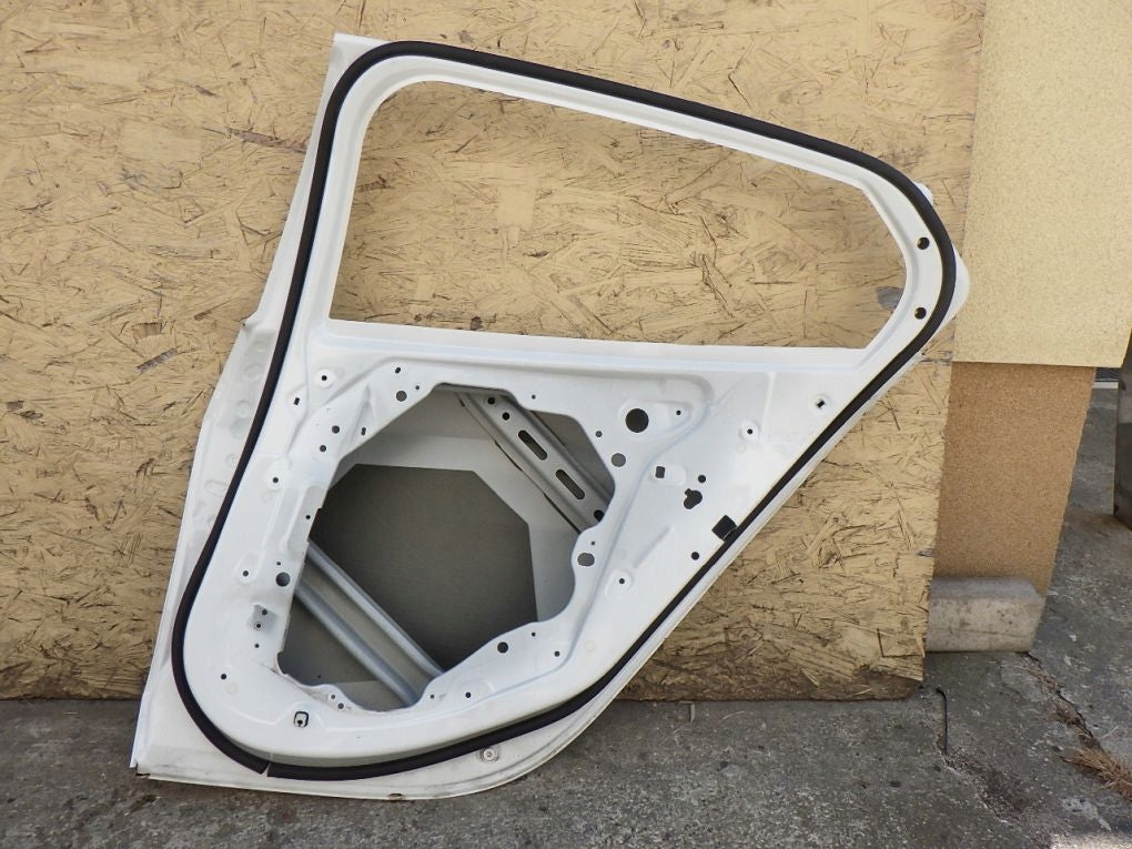 BMW 1 Series F40 2019- Right Rear Door